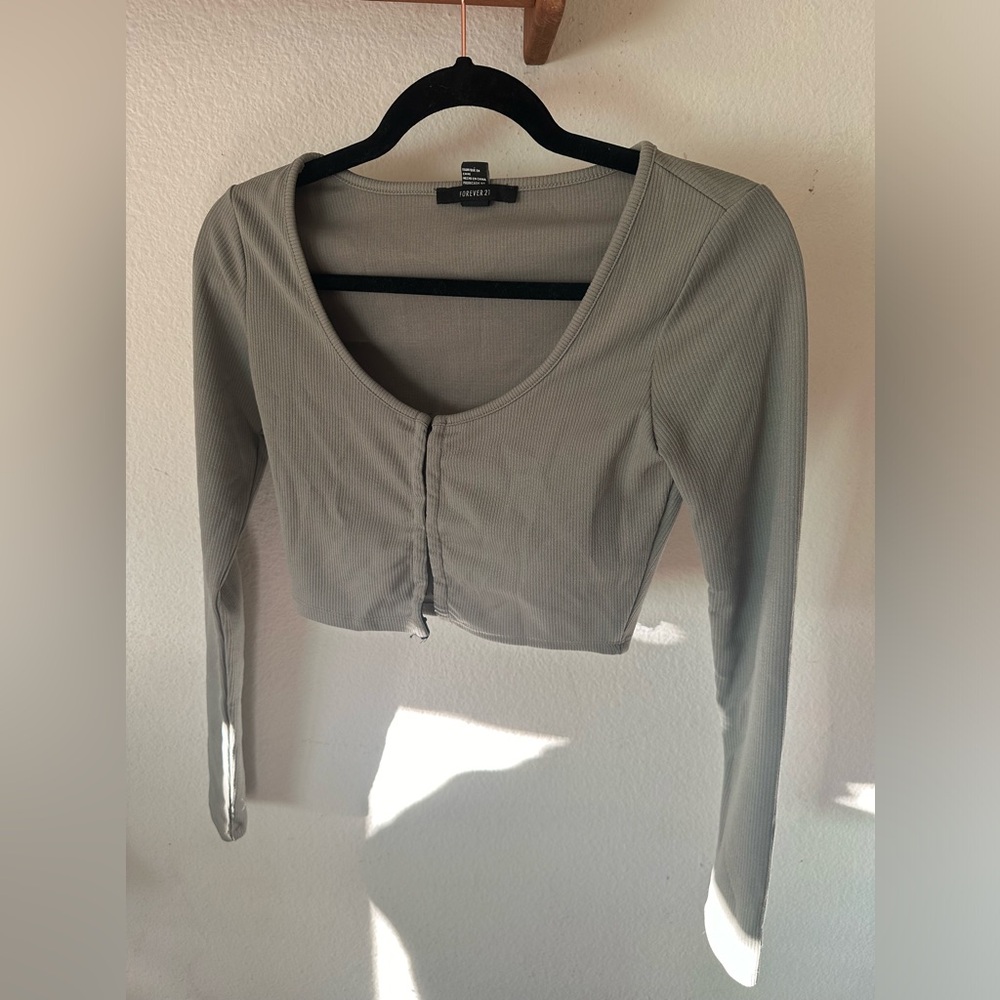 Olive crop long sleeve